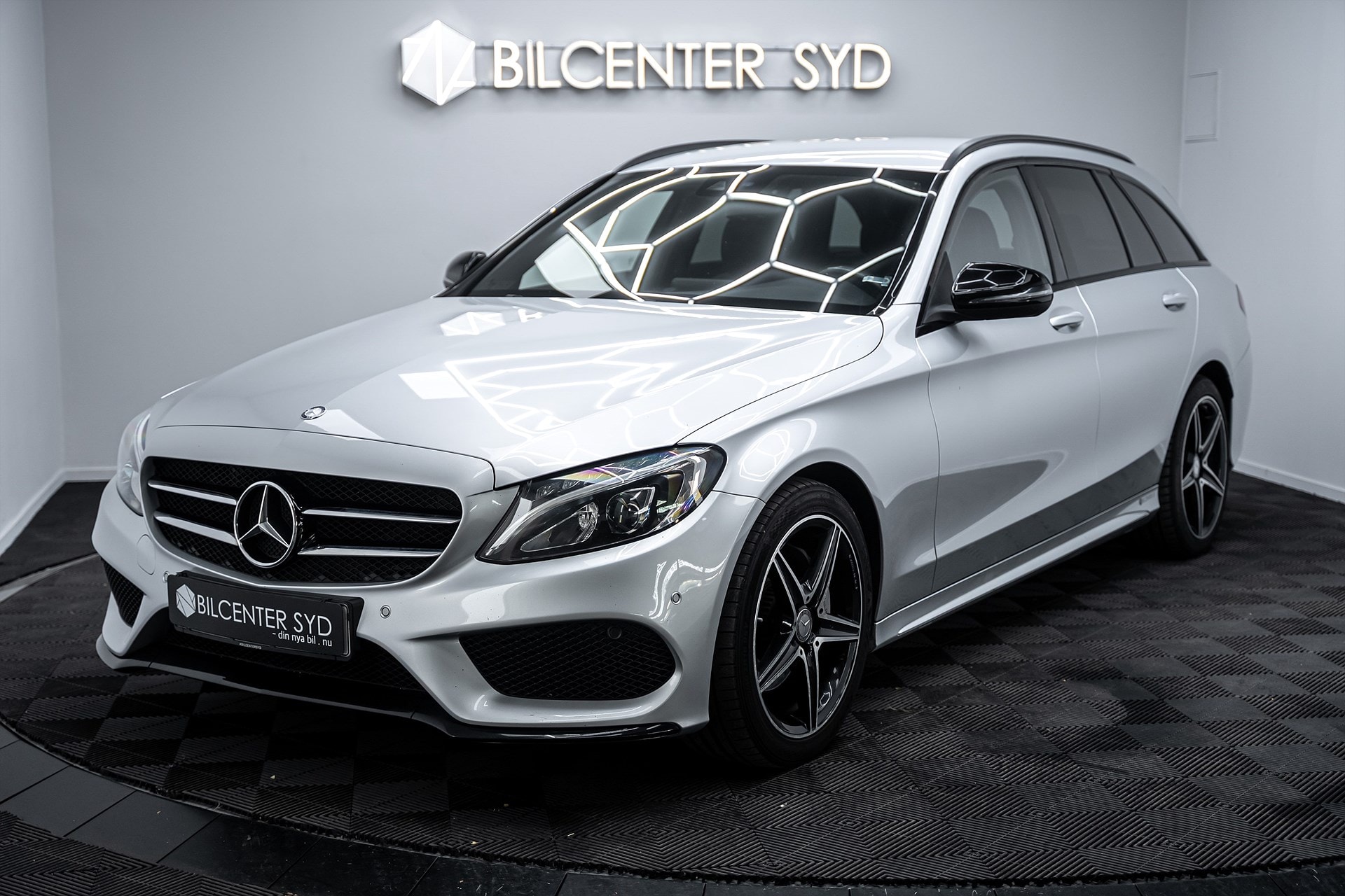 Mercedes-Benz C220 - bild 1