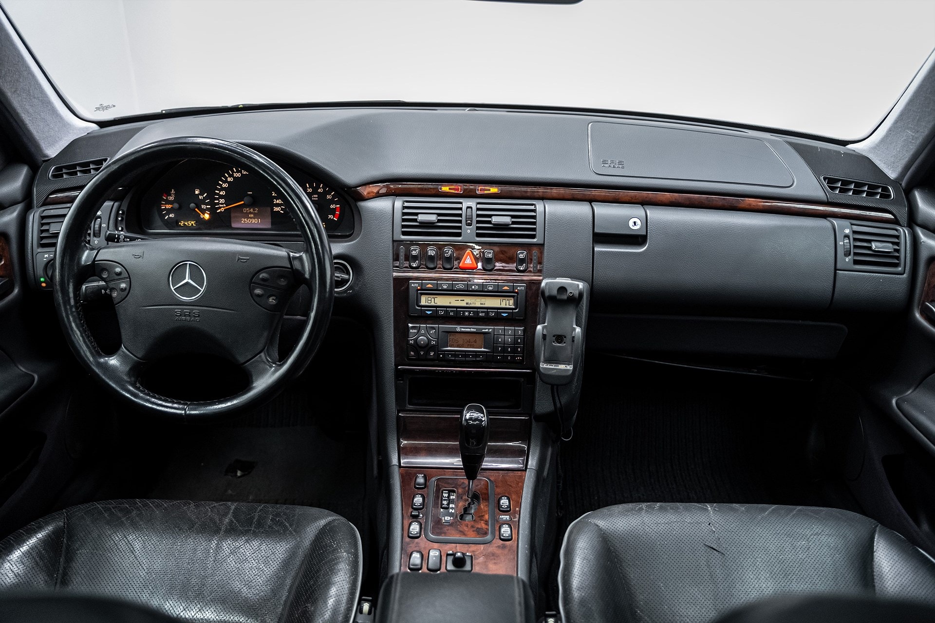 Mercedes-Benz E-Klass - bild 24