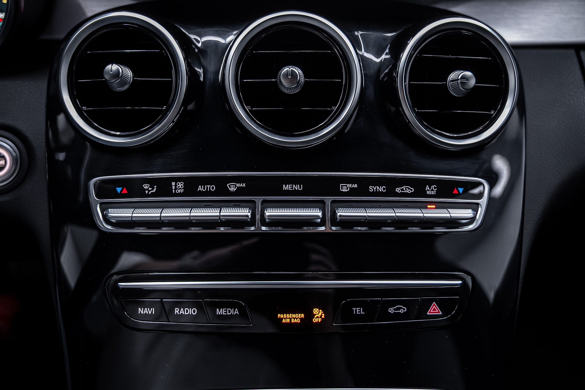Mercedes-Benz C220 - bild 21