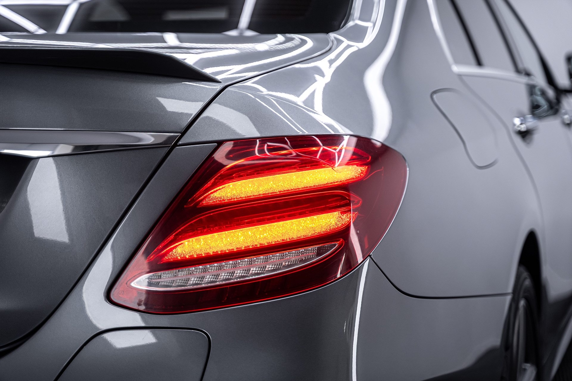 Mercedes-Benz E300 de - bild 9