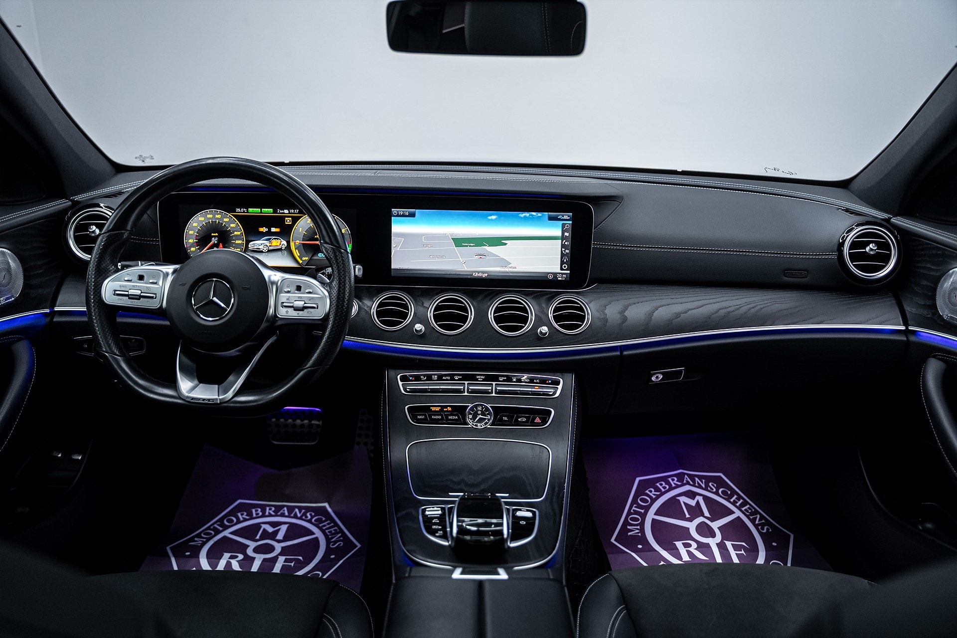 Mercedes-Benz E300 de - bild 25