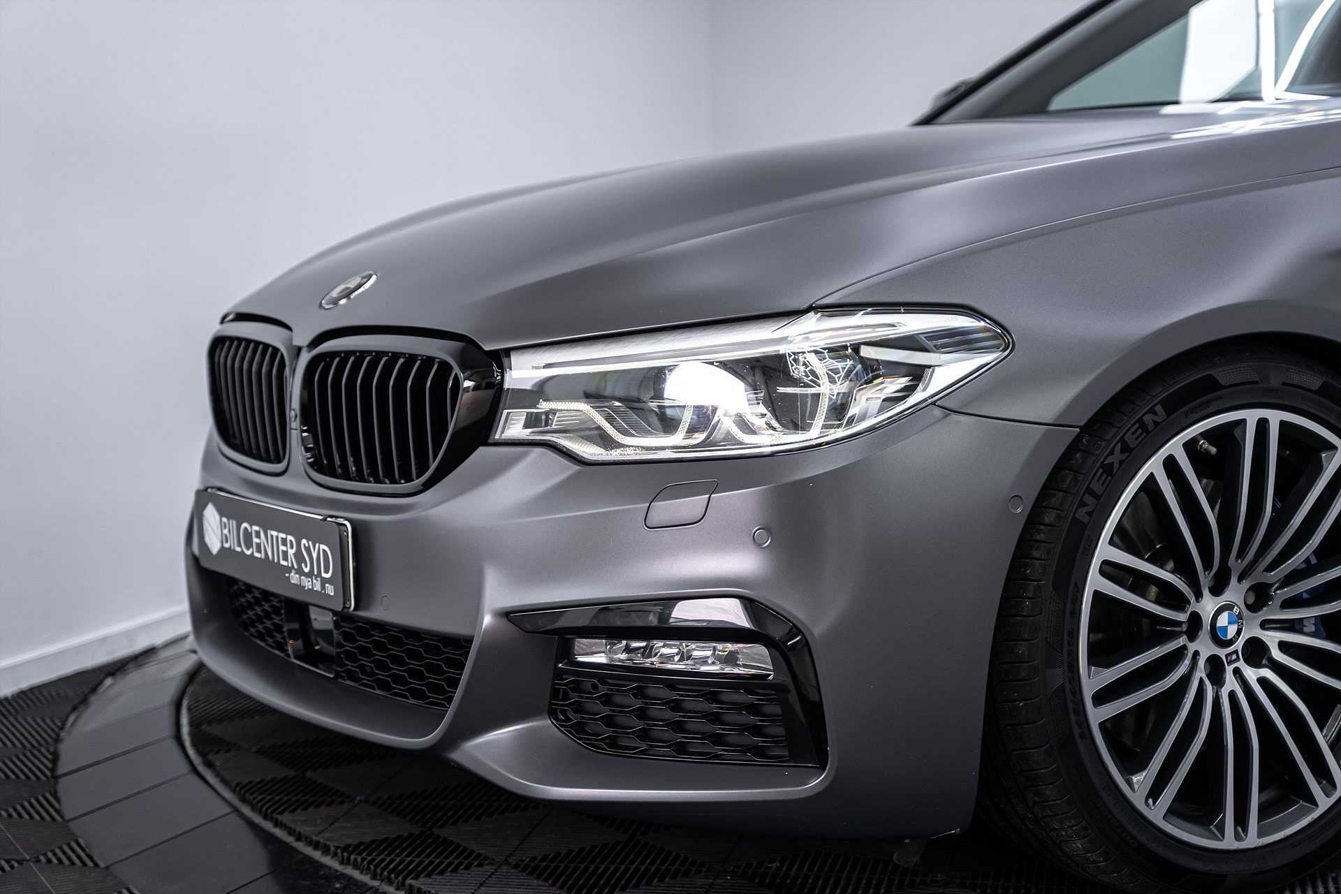 BMW 530e - bild 2