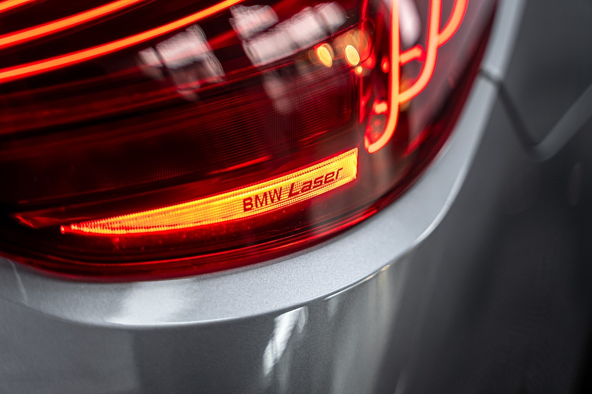 BMW M4 - bild 10