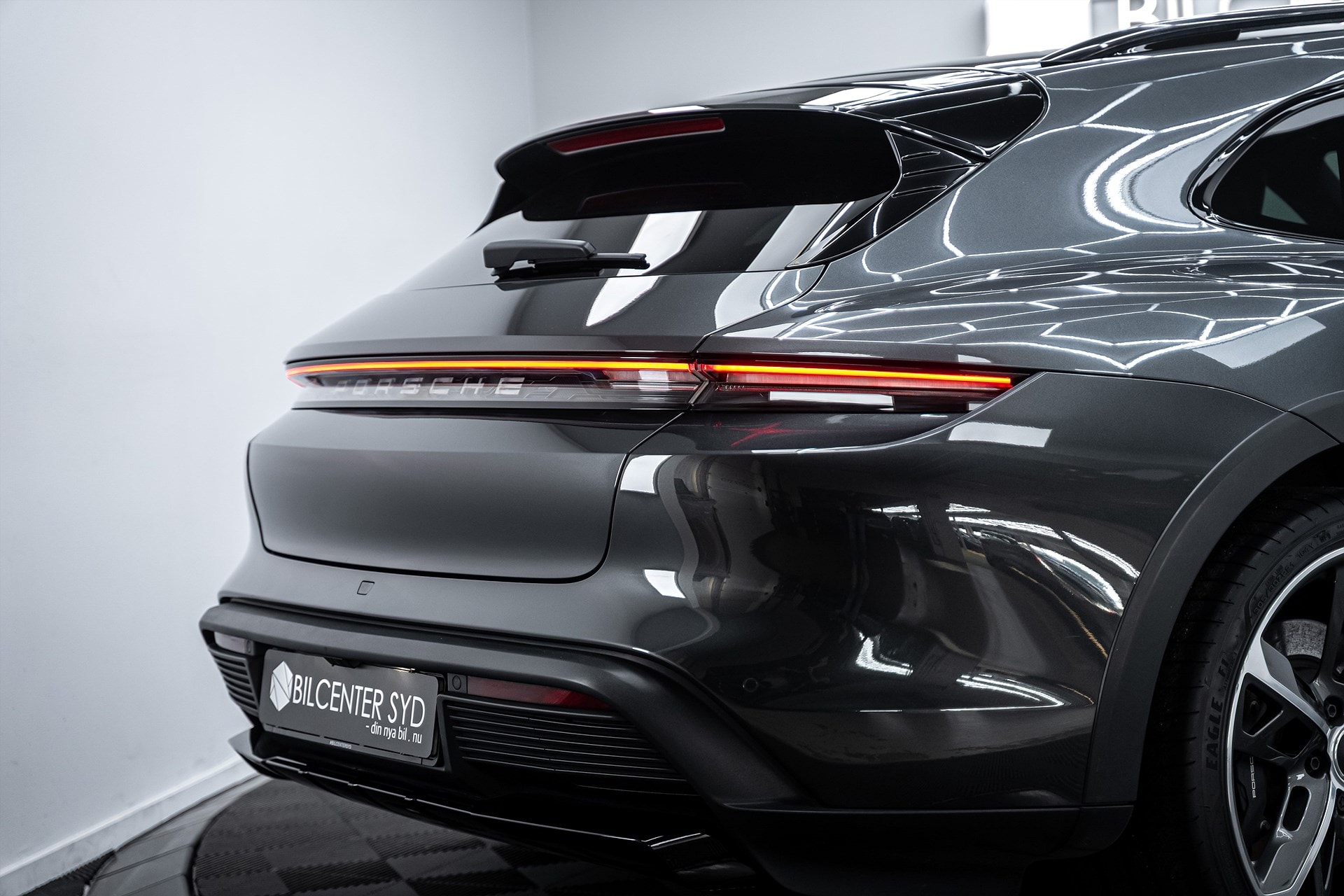 Porsche Taycan - bild 8
