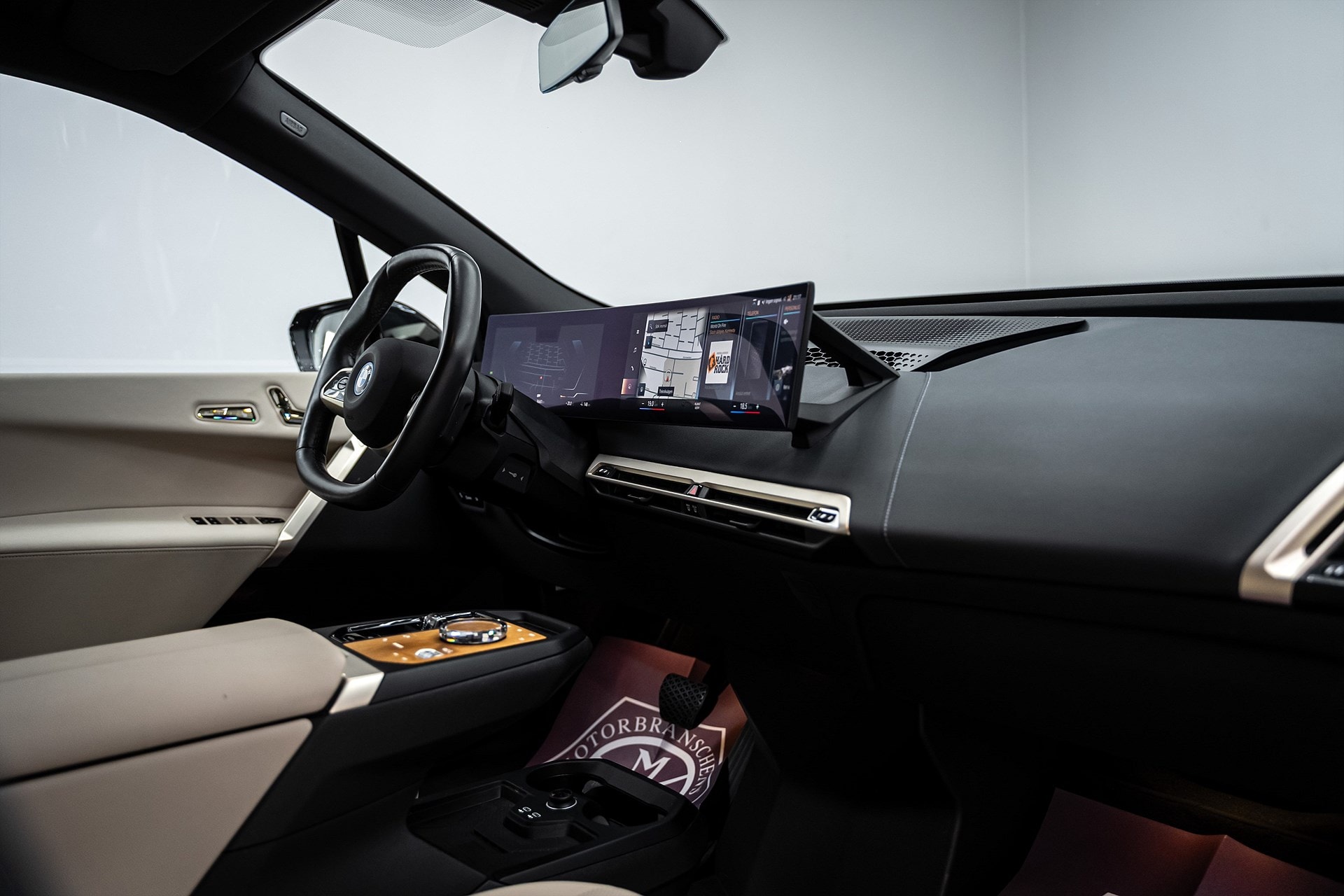 BMW iX - bild 26