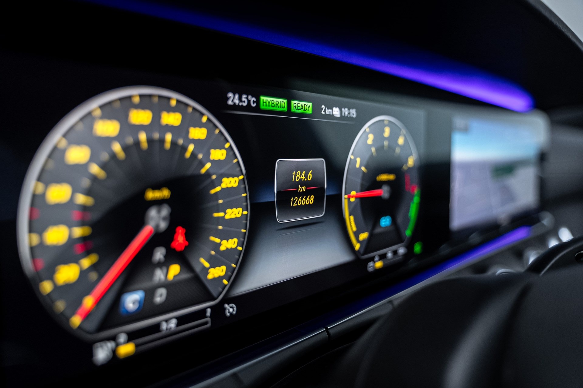 Mercedes-Benz E300 de - bild 18