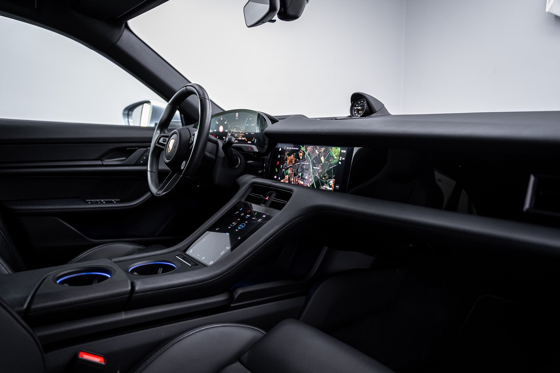Porsche Taycan 4S - bild 26