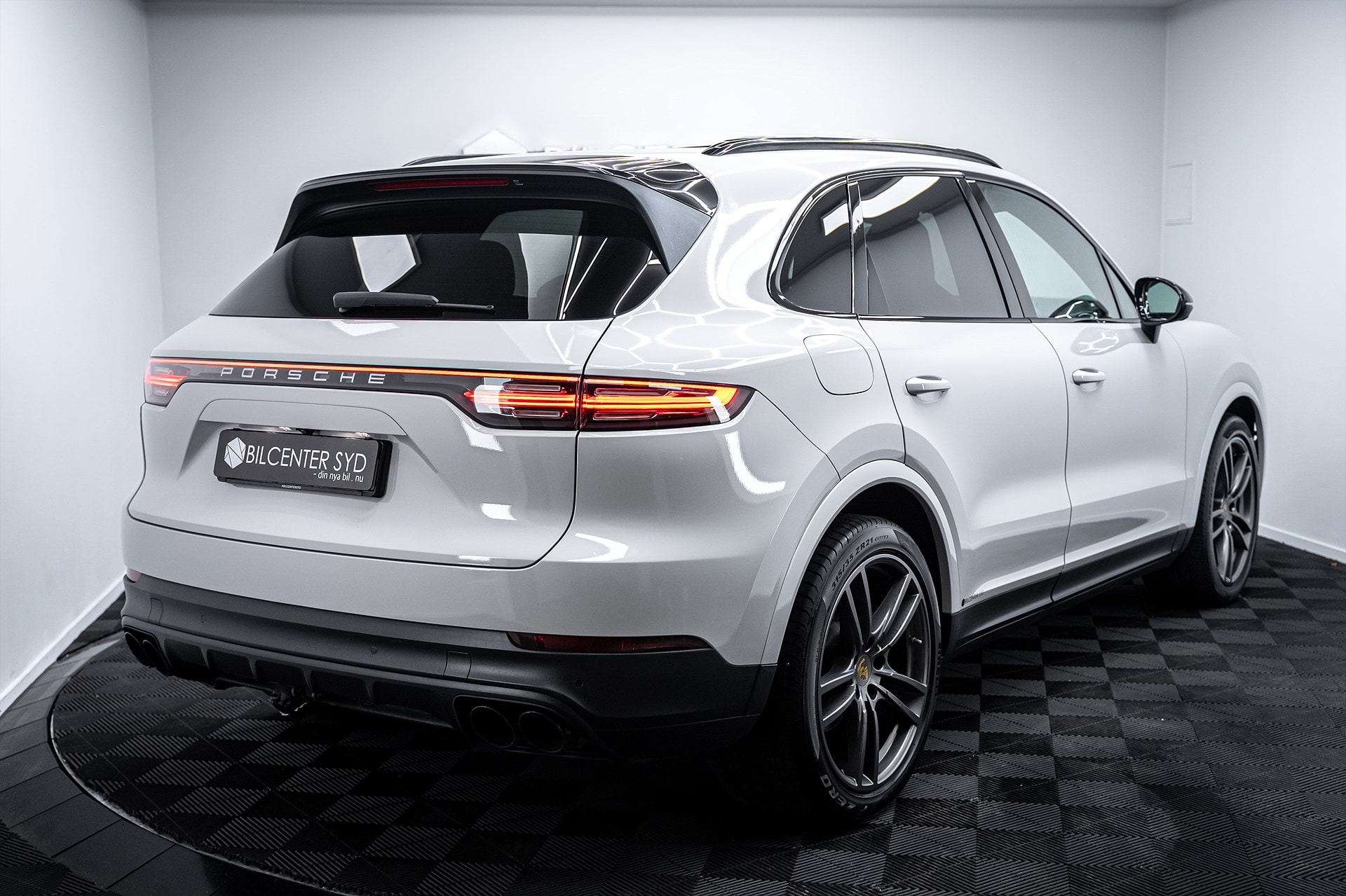 Porsche Cayenne - bild 12