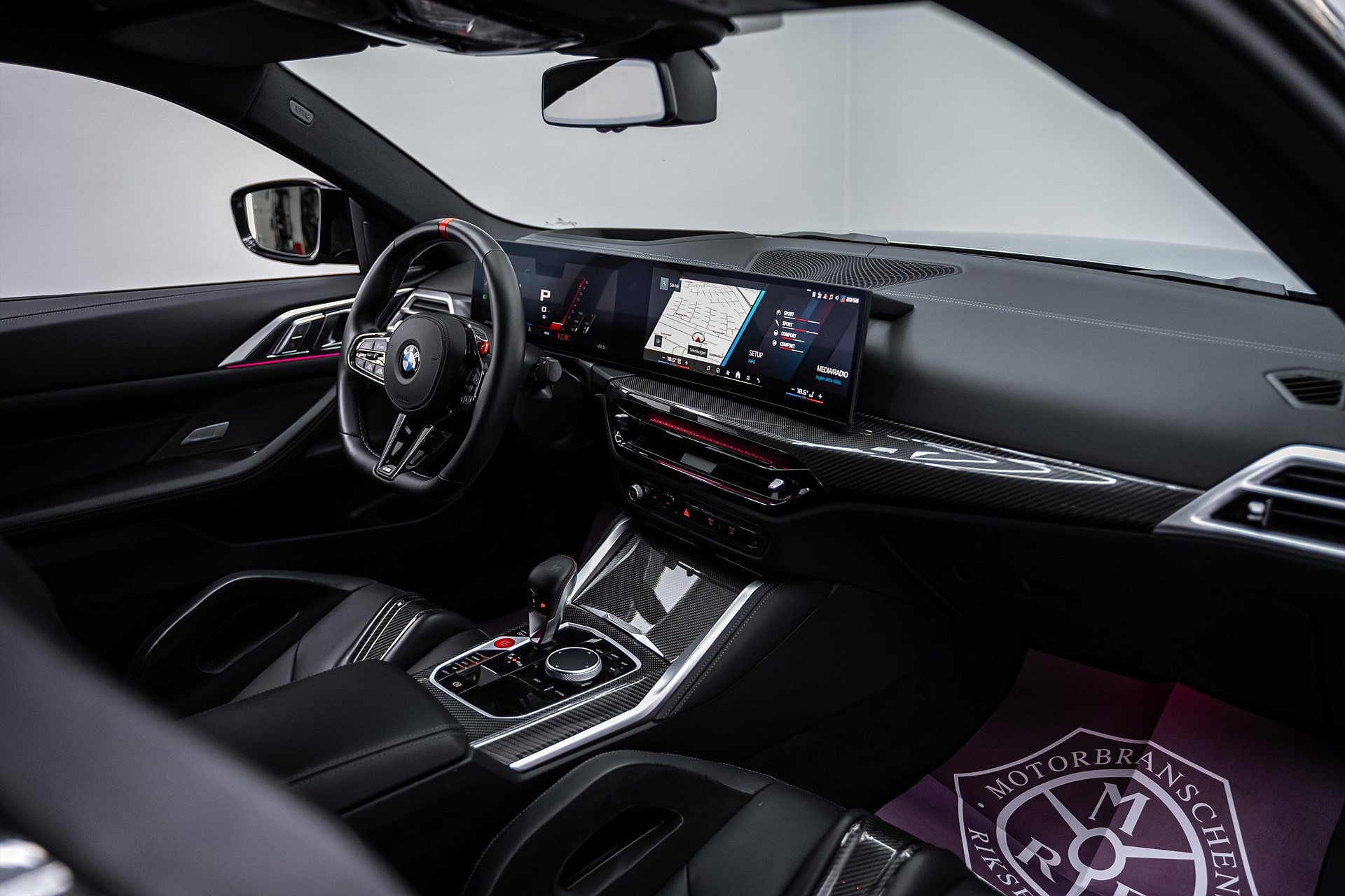 BMW M4 - bild 25