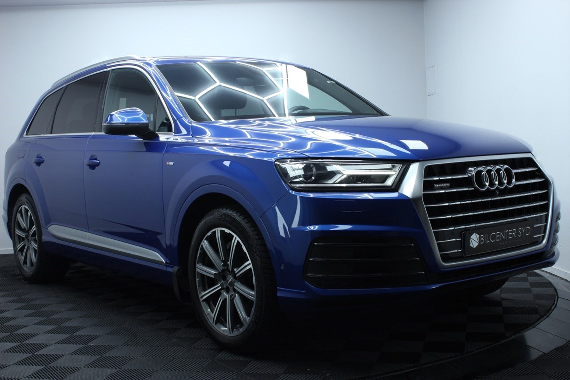Audi Q7 - bild 7